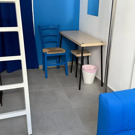 Blue Cabin-larnaca Centrum * ラルナカ